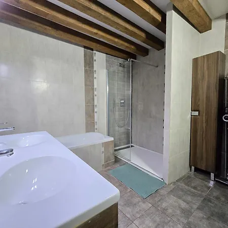 Hébergement de vacances Maison Cosy Hypercentre -gare 5' *